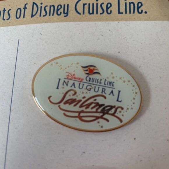 🆕 Disney Commemorative Pins - Disney Cruise Line NWT - Picture 2 of 6